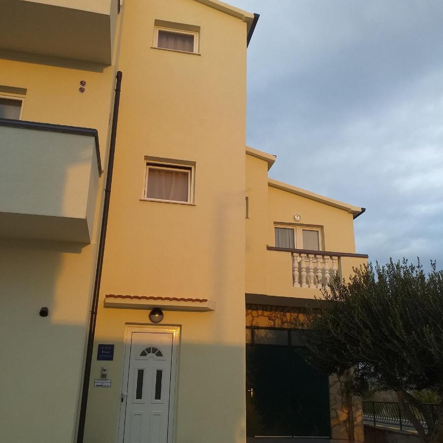 Apartments Mira Jadrtovac Exteriér fotografie